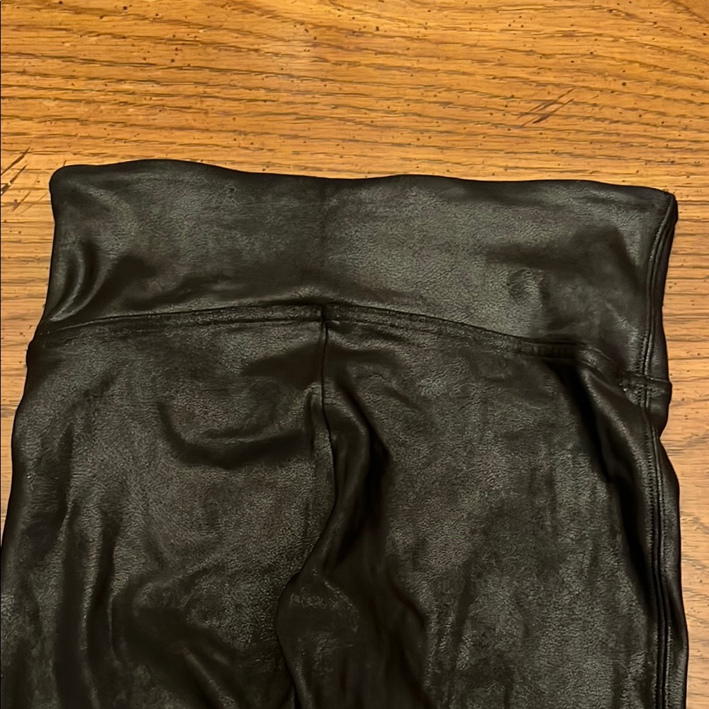 SPANX Black faux leather leggings, size small‎ - Picture 8 of 11